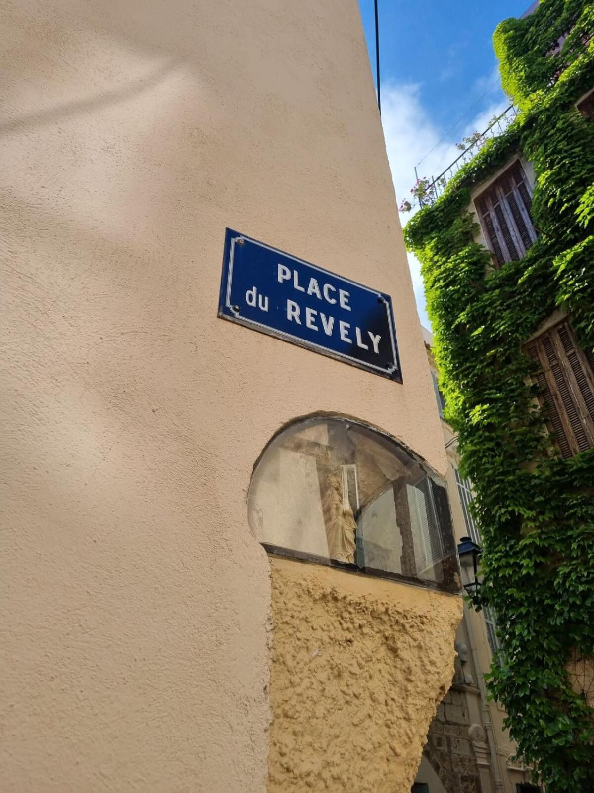 06An - Beautiful Apartment In The Heart Of Old Antibes Esterno foto
