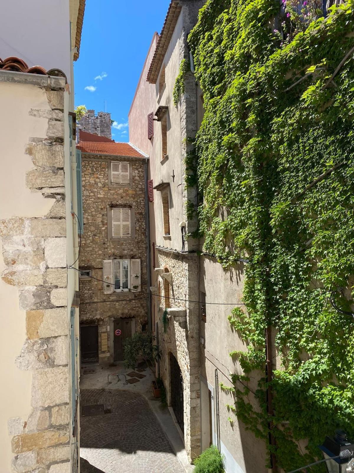 06An - Beautiful Apartment In The Heart Of Old Antibes Esterno foto